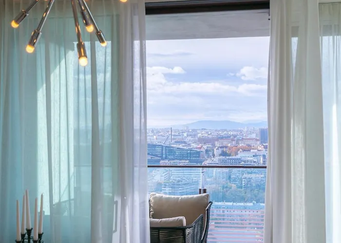 Residence, Donaukanal - Landstrasse