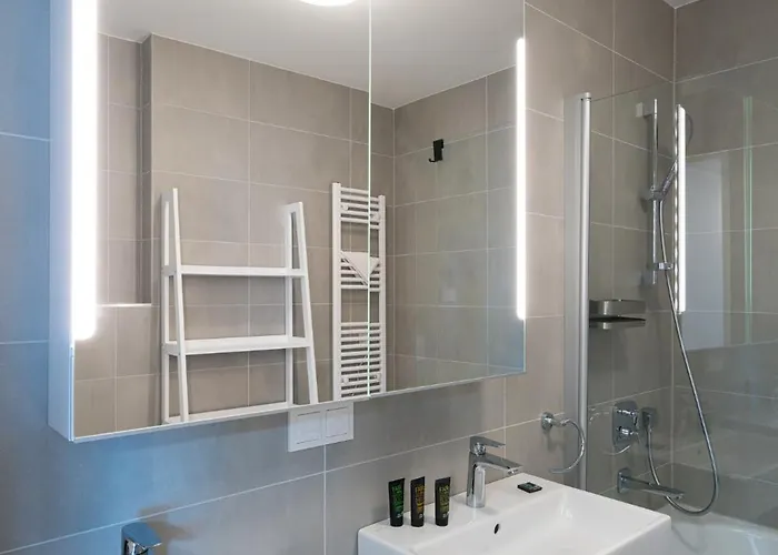 Residence, Donaukanal - Landstrasse Aparthotel 4*