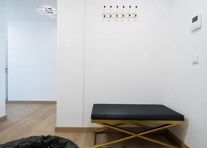 Residence, Donaukanal - Landstrasse 4*